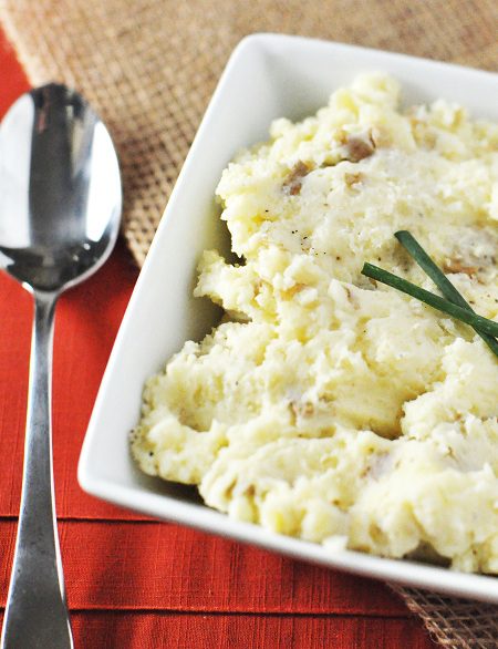 Thanksgiving Side Dish Recipe : Mashed Potatoes with Horseradish and Sour Cream