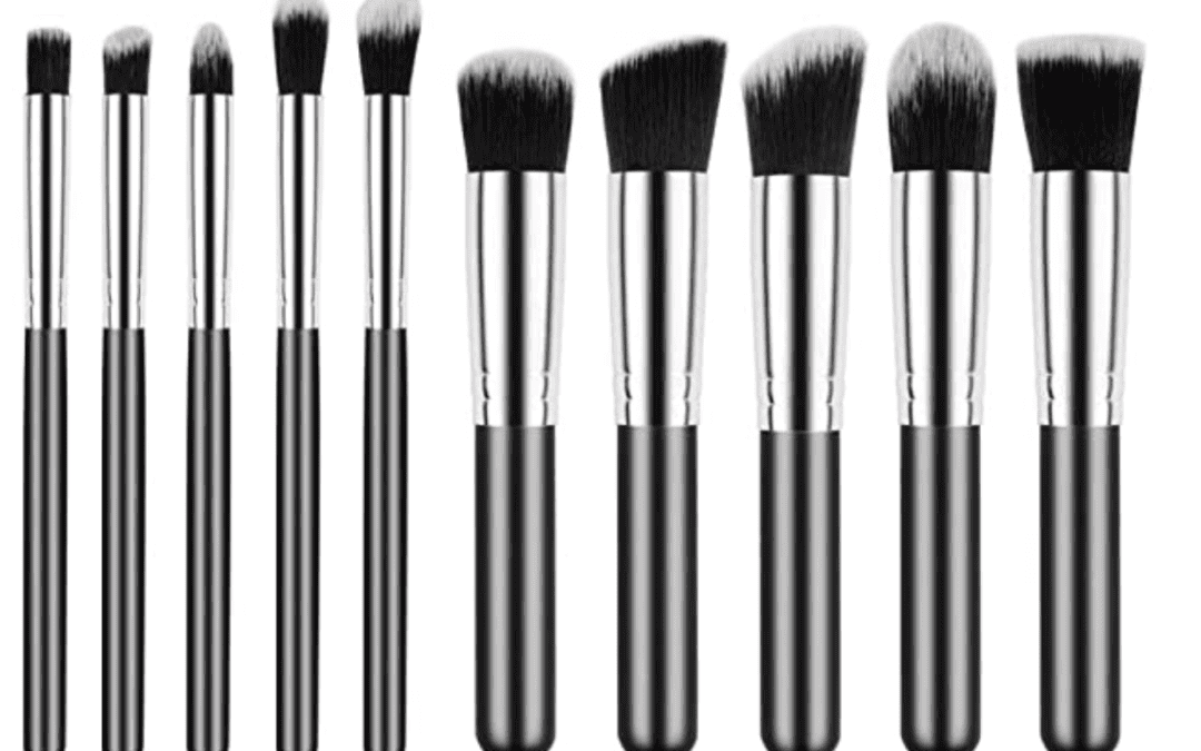 Makeup Brushes – $2.80 shipped!