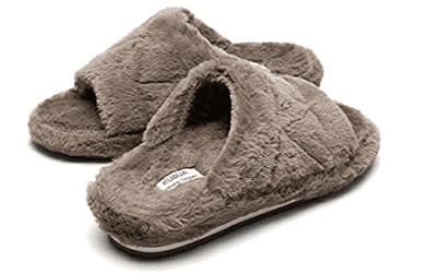 Arch Support Slippers for Men or Women – Just $10 shipped!