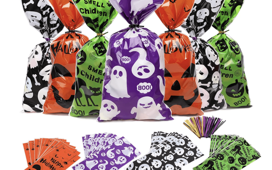 100 count Halloween Candy Treat Bags – Just $5.99