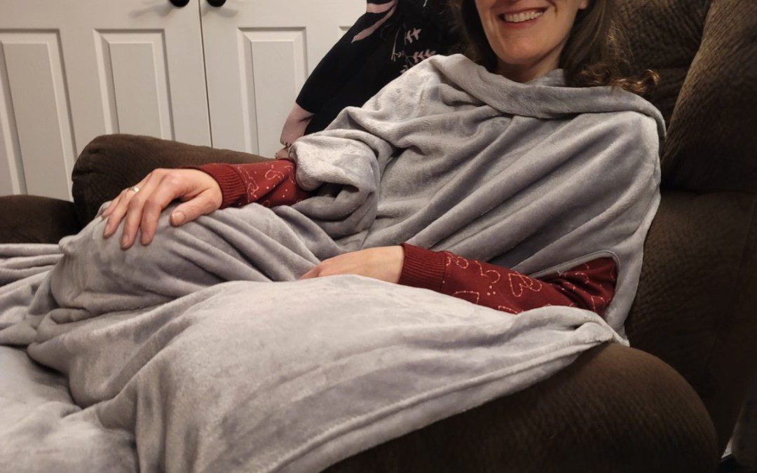 Elegear Wearable Blanket – Just $12.89 shipped!! {Read My Review – It has Arm Holes!}