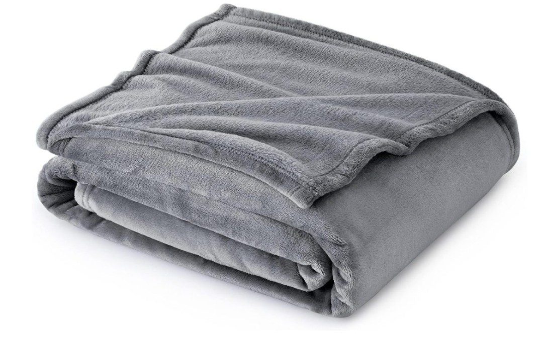 HOT Deal – Grey Fleece Throw Blanket – Just $8.63 Shipped!