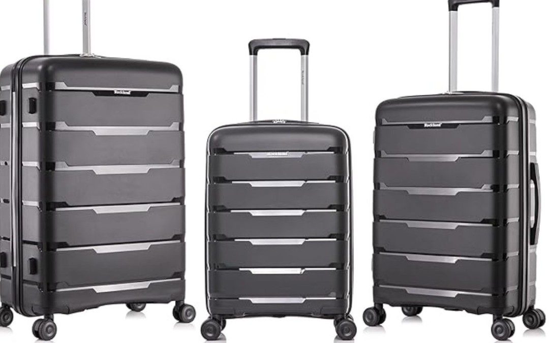 60% off 3 Piece Hardside Spinner Wheel Luggage – (19”, 23”, and 27”) – Just $120 (Reg $300!!)