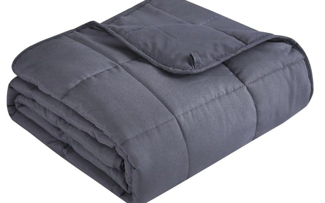 Over 50% off Queen Size Weighted Blanket (20 lbs 60”x80″) – Just $29.99 (Reg $80!)