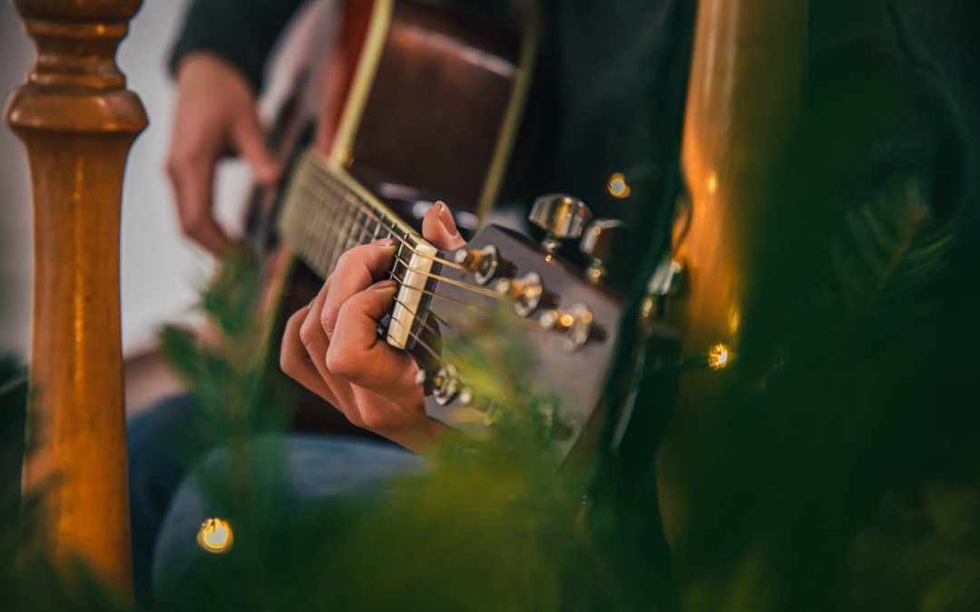 7 Tips to Consider When Looking for the Best Guitars this Holiday Season