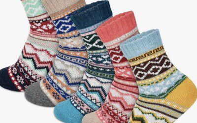 Warm Crew Socks – 5 Pair for just $3.99 shipped!